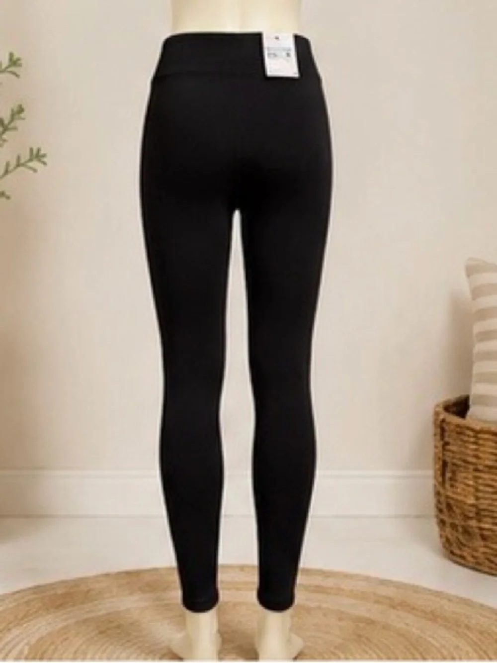 Nike Sportswear Classics High Waisted Graphic Leggings Black White NWT M